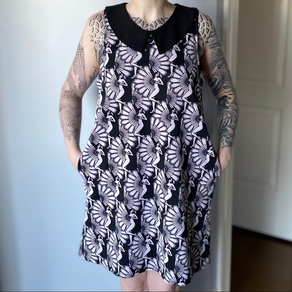 Smak Parlor Swing Dress with pockets!